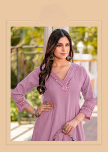 Hermoso Salwar Kameez Dobby de Diseño Elegante, Ligero, de Chinnon, de Secado Rápido, para Todas las Temporadas, Corte Regular, para Oficina, Fiestas, Estilo Indio - Product Image 2
