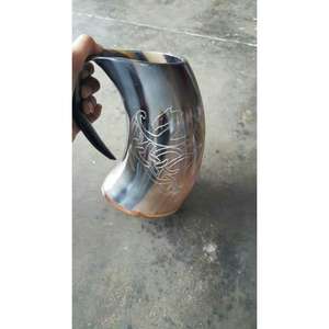 Chopes à bière viking de qualité supérieure, réutilisables, en corne naturelle, prix de gros, chopes et tasses décoratives en corne véritable avec impression de logo personnalisé - Product Image 1