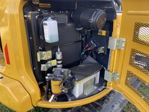รถขุดขนาดเล็กคุณภาพสูง John Deere 60P แบบตีนตะขาบ 6 ตัน ระบบไฮดรอลิก สำหรับงานก่อสร้าง พร้อมเครื่องยนต์ ปั๊ม เกียร์บ็อกซ์ และชุดเกียร์ - Product Image 5