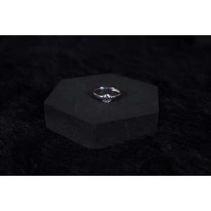 NOVAMART Fine Silverings 925 Sterling <b>Silver</b> <b>Solitaire</b> <b>Ring</b> Romantic Statement Geometric Design Diamond Rhodium Plated Engagemen - Product Image 2