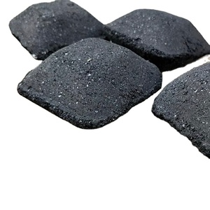 Charbon de bois en briquettes en forme d'oreiller de noix de coco de qualité export pour grillades professionnelles en restaurant, qualité alimentaire, faible teneur en cendres - Product Image 2