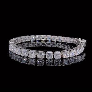 สร้อยข้อมือเพชรเทนนิสทรง Asscher เพชรเพาะเลี้ยงในห้องปฏิบัติการ ได้รับการรับรองจาก IGI สำหรับทั้งชายและหญิง ทองคำขาว 9k ชุบเพชร สีขาว ระดับ E หรูหราไม่เหมือนใคร - Product Image 2