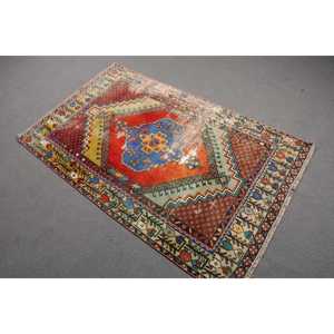 Tapis d'appoint vintage 3,2x5,2 pi (99x160 cm), tapis persan turc rouge - Product Image 1