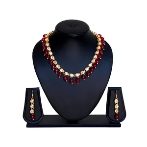 Ensemble de collier choker serti de pierres Kundan plaqué or 24 carats avec zircon pour mariage et cadeau, bijoux de mariée raffinés - Product Image 1