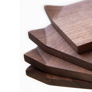 Ensemble de dessous-de-verre en bois artisanal de qualité supérieure offrant une finition naturelle durable, idéal pour une protection durable de la table - Product Image 5