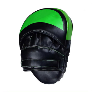 Coussin de frappe d'entraînement personnalisé en cuir PU de haute qualité pour arts martiaux et boxe, fabriqué par Sialwings International Pakistan - Product Image 3