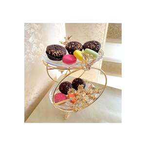 Vitrine de présentation alimentaire à deux étages en verre avec des plateaux de service en laiton doré à motifs floraux multiples, fabriquée en Turquie - Product Image 3