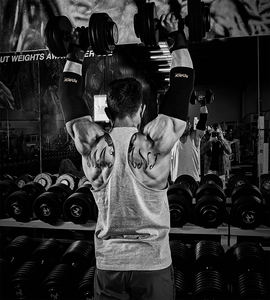 Al por mayor Coderas de compresión de neopreno de 5MM para levantamiento de pesas, fitness y entrenamiento en gimnasio - Product Image 4