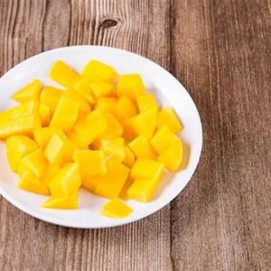 Whole Fruit Dried Mango Slices Naturally Preserved - Product Image 3