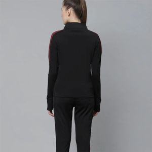 Survêtement à fermeture éclair respirant personnalisé pour femmes, extensible, deux pièces, vêtements de sport à motif solide avec veste à fermeture éclair, pantalon de jogging court - Product Image 4