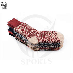 Chaussettes antidérapantes de sport pour hommes, haute qualité, pour le football, collection 2025 - Product Image 1