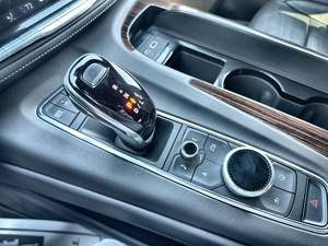 Cadill AC Escalade ESV Premium Luxury RWD usado con asientos de cuero, Interior oscuro, muy limpio, 2023 - Product Image 3