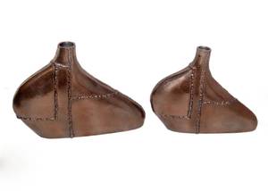 Florero de metal decorativo de color antiguo con una forma moderna bellamente elaborada y detalles Premium para detalles del hogar - Product Image 6