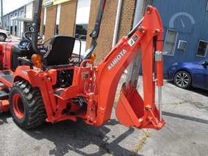 รถแทรกเตอร์คูโบต้า BX25 4WD ขนาดเล็ก พร้อมผานหน้าและผานหลังมือสอง - Product Image 2