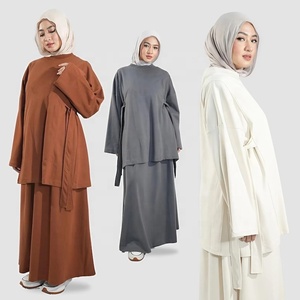 Nouvel ensemble tunique à capuche pour femme, vêtements de yoga et de course modestes, personnalisables avec logo, collection 2026, les plus vendus, fabrication de vêtements de sport sous marque privée - Product Image 1