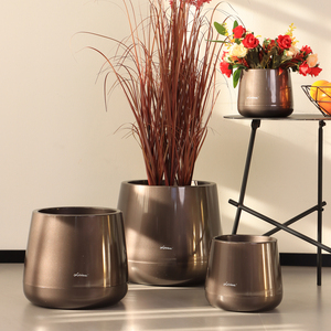 Vente en gros Moyen pot de fleur cylindrique rond en résine plastique Grands jardinières de salon pour la décoration de jardin pour mur et sol - Product Image 5