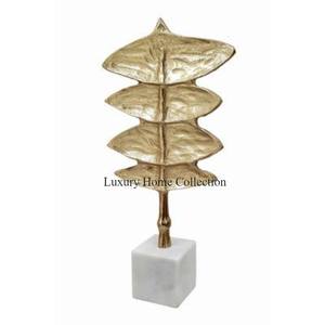 Objeto de vajilla hecho a mano pulido brillante de Color dorado nuevo con escultura de aspecto elegante de diseñador de forma cuadrada con Base de mármol de Color blanco - Product Image 1