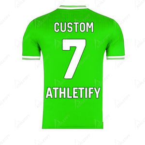 Maillot de football personnalisable pour homme avec nom et numéro, coupe athlétique pour les équipes sportives et les tenues décontractées, respirant et durable. - Product Image 2