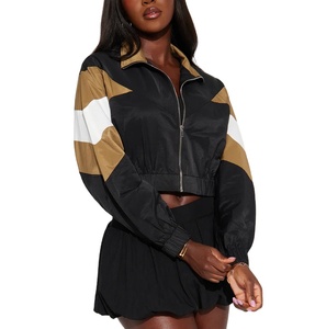 Veste coupe-vent d'hiver pour femmes Manteau d'extérieur à capuche imperméable en polyester Veste imperméable à la neige épaisse et chaude - Product Image 5