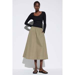 <b>Pleated</b> Midi Skirt in Soft <b>Fabric</b> - Product Image 1