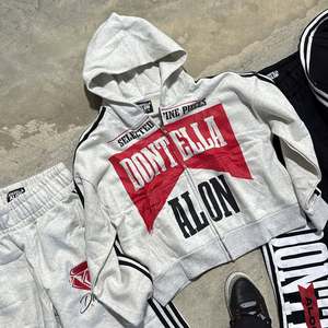 ชุดเสื้อผ้า2ชิ้นมีฮู้ดและชุดกางเกงขาสั้นผ้าคอตตอนผ้าเฟรนช์เทอร์รี่ - Product Image 2