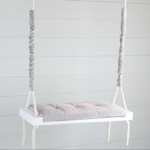 Hamaca Colgante de Macramé Bohemia 100% Hecha a Mano con Cordón de Algodón de Color Natural para Uso en Interiores/Exteriores - Product Image 1