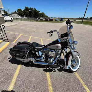 Motocicleta Cruiser Harley-Davidson Heritage Softail Classic 2007 Usada, Acabado Cromado, Gran Potencia de Crucero, Equilibrio y Comodidad - Product Image 1