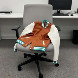 Veste d'hiver Best Seller Haute Qualité Personnalisée en Laine avec Manches en Toile Respirante à Séchage Rapide Veste de Baseball pour Hommes - Product Image 4