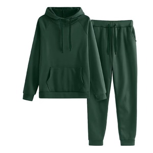 Vente en gros de vêtements de sport d'hiver pour femmes de couleur unie personnalisés, vêtements de sport, polaire technique, sweats à capuche vierges, survêtements pour femmes - Product Image 5