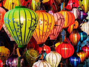 Wholesale Beautiful Silk Lanterns of Hoi an in Central Vietnam Silk Lanterns with Painting Large Size for Festival and Holiday - Product Image 2