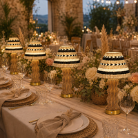 Lampe de table sans fil rechargeable à alimentation CC, style bohème en rotin, écologique, avec abat-jour tressé rayé, pour la décoration de mariages, événements et centres de villégiature