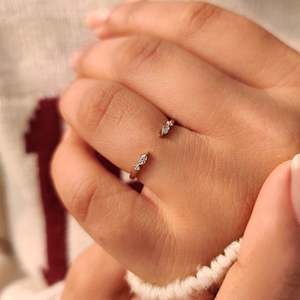 <b>Open</b> Gap Style Marquise and Round Diamond Band Elegant Diamond <b>Rings</b> - Product Image 6