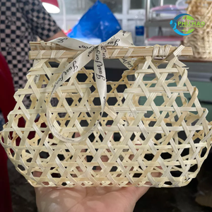 PANIER CADEAU EN BAMBOU de paille tissé à la main écologique Emballage de vin, d'aliments gastronomiques et d'ensembles de cadeaux personnalisés Emballage de paniers cadeaux - Product Image 6