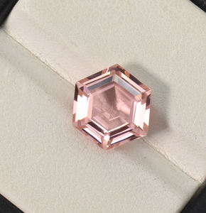 พลอยหกเหลี่ยมมอร์แกไนต์สีพีชขนาด6มม. ถึง20มม. ใช้ได้ทั้งเครื่องตัดในห้องปฏิบัติการทรงหกเหลี่ยมอัญมณีหลวมสำหรับเครื่องประดับ - Product Image 5