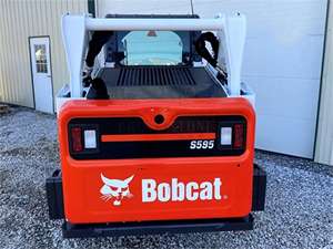 Chargeuse compacte Bobcat S650 de haute qualité à prix d'usine, faible coût et facile à utiliser, chargeuses d'occasion, machines abordables, pas cher - Product Image 3