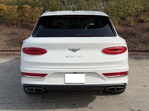 เบนท์ลีย์ บีนท์อะย่า อาซูเร ปี 2023 สภาพสะอาดมาก เกียร์อัตโนมัติ เครื่องยนต์ V8 - Product Image 6