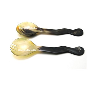ช้อนเสิร์ฟสลัดด้ามเขาสัตว์ธรรมชาติ ชุดช้อนส้อมสำหรับครัวเรือน ร้านอาหาร ดีไซน์สวยงาม พร้อมส้อมเขาสัตว์ อุปกรณ์ครัวเรือน - Product Image 3