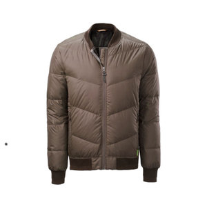 Veste matelassée pour homme respirante coupe-vent d'hiver avec logo frontal Utilisation en extérieur Ajustement confortable Prix bas - Product Image 4