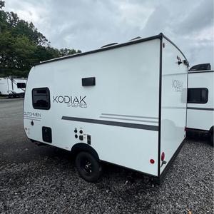 Remolque de Camping, Caravana Móvil Mjc de 22 Pies, 4 Personas, Ligero, Expandible, Moderno, Todoterreno, RV 4x4, Remolque de Viaje - Product Image 4