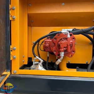 รถขุดไฮดรอลิกมือสอง Hyundai 220LC-9S เป็นมิตรกับสิ่งแวดล้อม ประหยัดพลังงาน ขายดี - Product Image 5