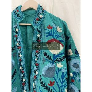Venta al por mayor Uzbek Suzani algodón TNT tela bordado a mano Unisex fiesta desgaste chaqueta mujer abrigo Chaqueta corta - Product Image 3