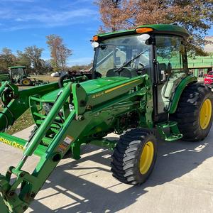 Tracteur à chenilles John Deere 4052R 4x4, tracteur agricole avec moteur de 20 CV, transmission par engrenages, composants principaux, livraison rapide - Product Image 6
