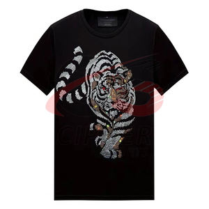 Nouvelle mode de T-shirt surdimensionné avec strass Hot Drill Personnalisez votre logo Shine Glitter Rhinestone T-shirts de luxe pour hommes - Product Image 6