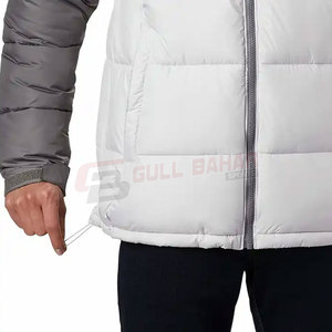 แจ็กเก็ตขนยาวผู้ชายสไตล์ไฮสตรีทพร้อมฮู้ดคอตั้งด้านนอกกันลมมีฮู้ดและโลโก้ด้านหน้าดีไซน์บล็อกสี - Product Image 5