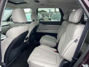 2024 pour Palisade Gauche AWD avec sièges en cuir, système de navigation, démarrage à distance, toit ouvrant, jantes en alliage R17 - Product Image 4