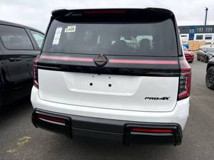 NUOVO 2026 White Patrol Armada PRO Power-(426hp) 6 cilindri 4X4 2 assi Alimentazione a Benzina Trazione Integrale Trasmissione Automatica Guida a Sinistra - Product Image 5