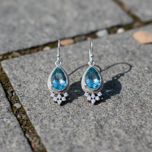 Pendientes de Topacio Hechos a Mano en Plata de Ley 925, Pendientes Colgantes con Piedras Preciosas en Forma de Lágrima, Joyería de Plata con Topacio Neutro |   Regalo para Ella - Product Image 5