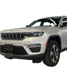 Grand Cherokee 4xe 4WD hybride 2024 d'occasion avec sièges en cuir foncé, pneus R19 et conduite à gauche - Product Image 1