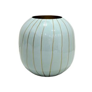 Florero de metal decorativo hecho a mano Florero de Arte de lujo moderno hecho a mano para interiores de casas con estilo - Product Image 1