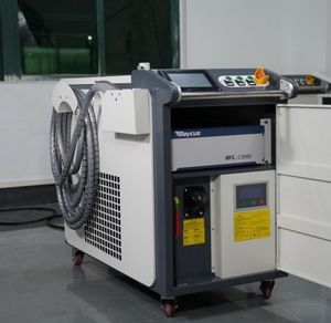 Máquina de Limpieza Láser de Fibra Industrial HS-LASER, Eliminación de Óxido de Metal, Alto Nivel de Seguridad - Product Image 4